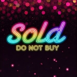 *SOLD DO NOT BUY* Universal Thread Cropped Knit Sweater